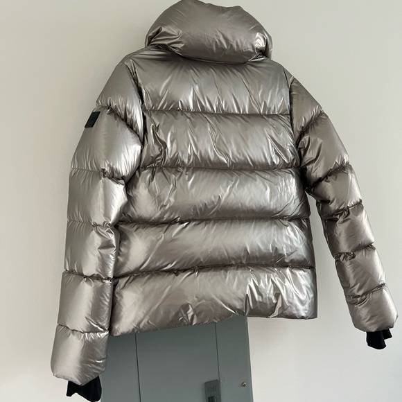 SAM Isabel Puffer Jacket; Beautiful and Eye Catching. - Picture 5 of 7